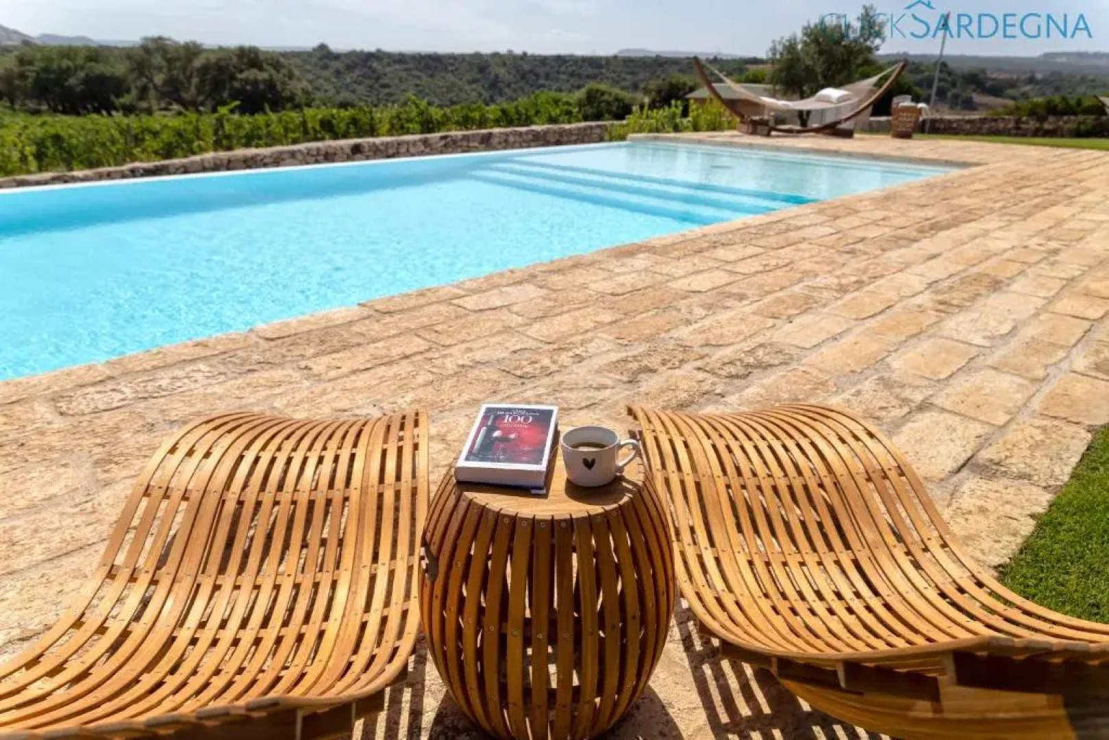 Fabulous Breath-taking Cottage With Pool and Spa