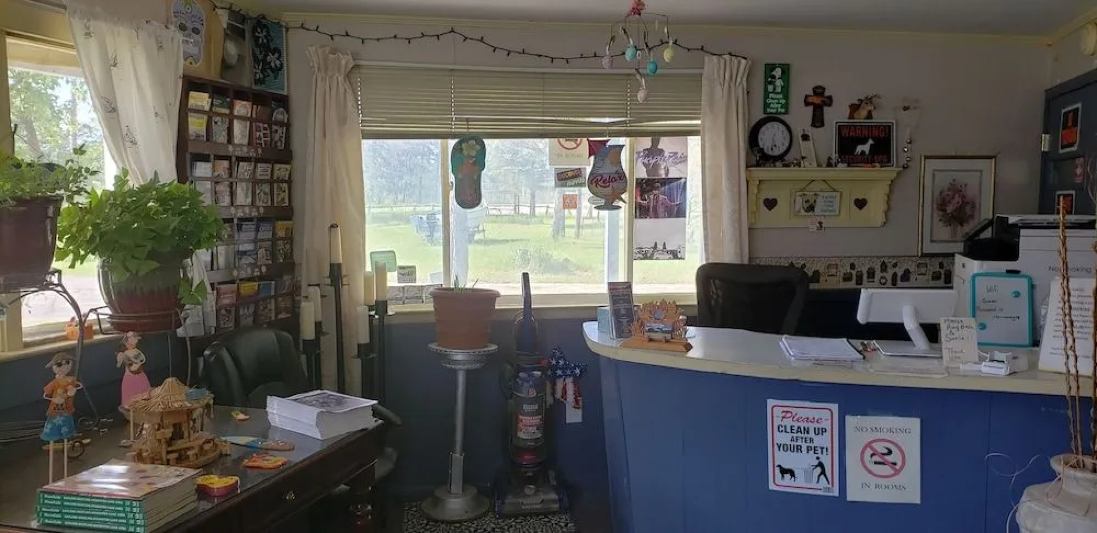 River Country Motor Lodge