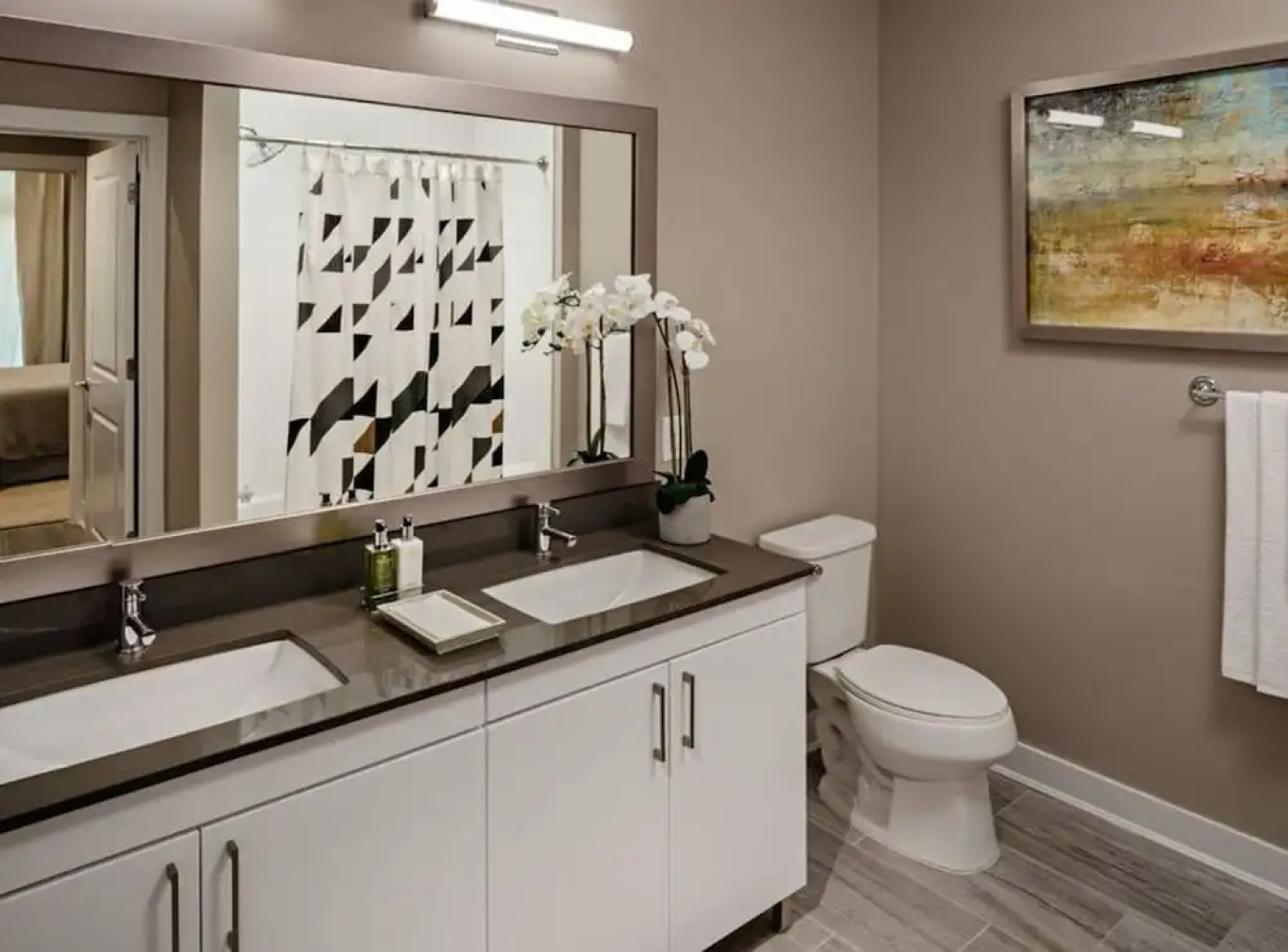 Kings Point Lux Suites