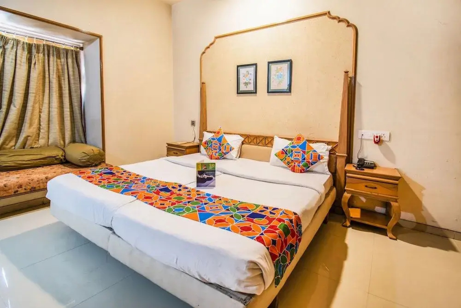 FabHotel Rajwada Baner