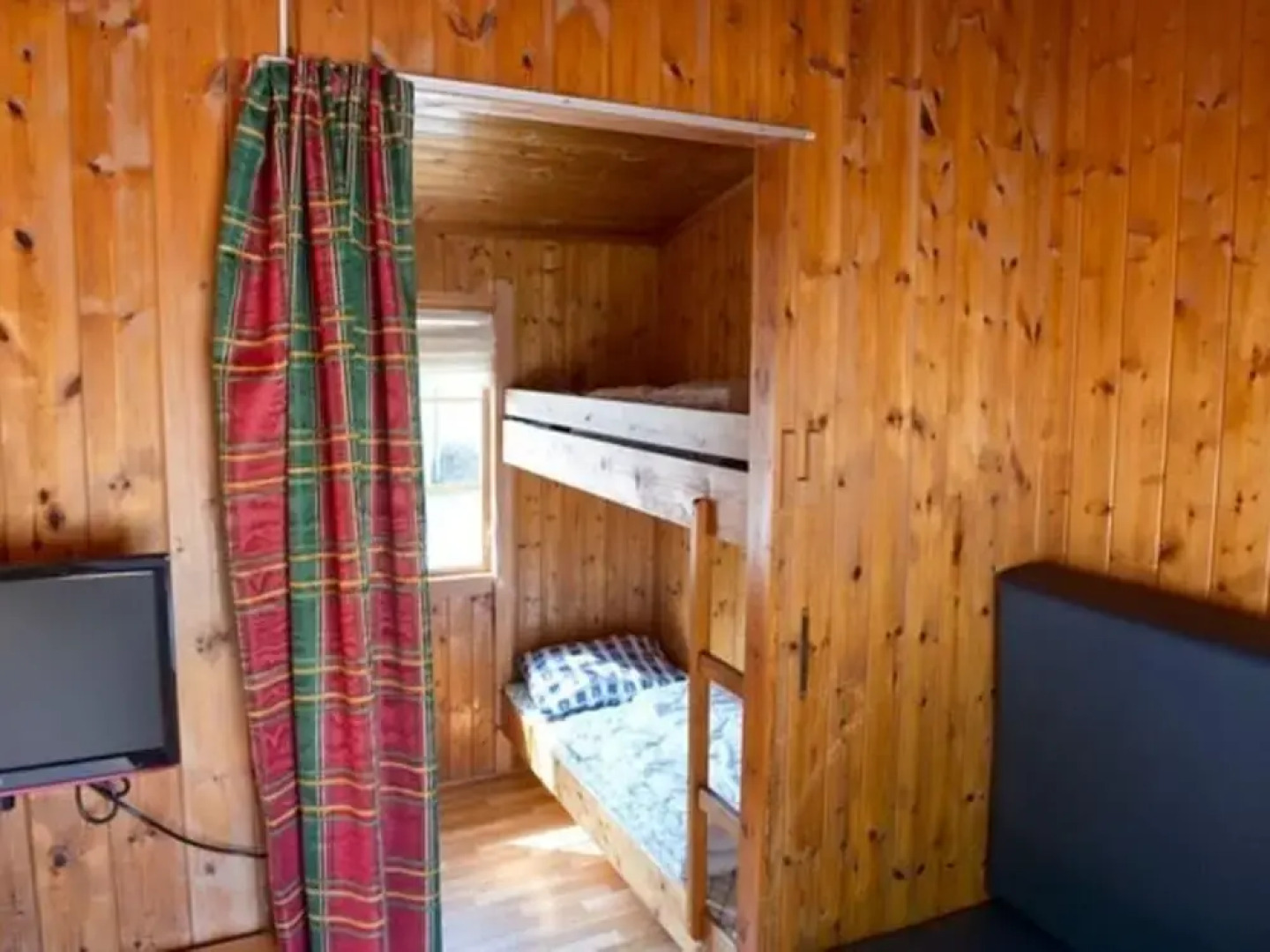 4 Person Holiday Park Home in Kinsarvik