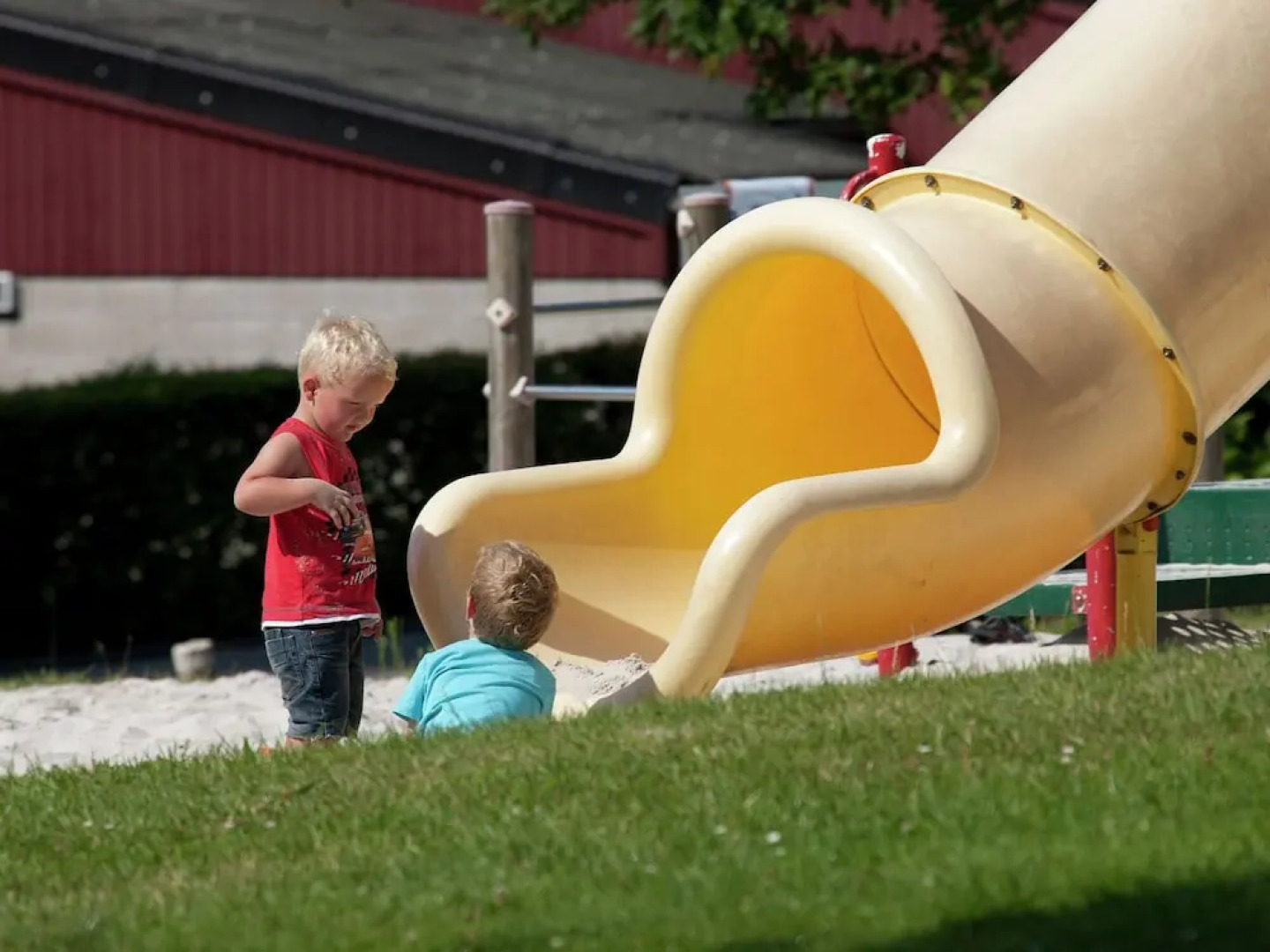 Well-kept Bungalow With Microwave Near Valkenburg