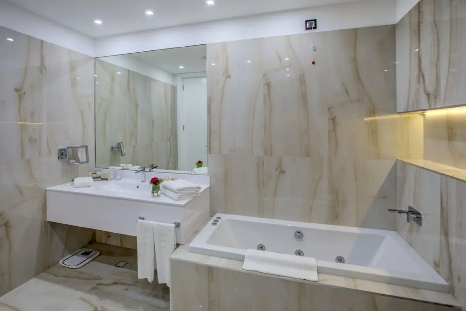 Курортный отель Merit Grand Mosta Casino & SPA