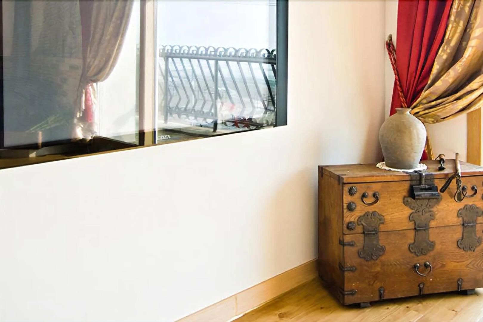 Taean (Anmyeondo) Before Sunset Pension