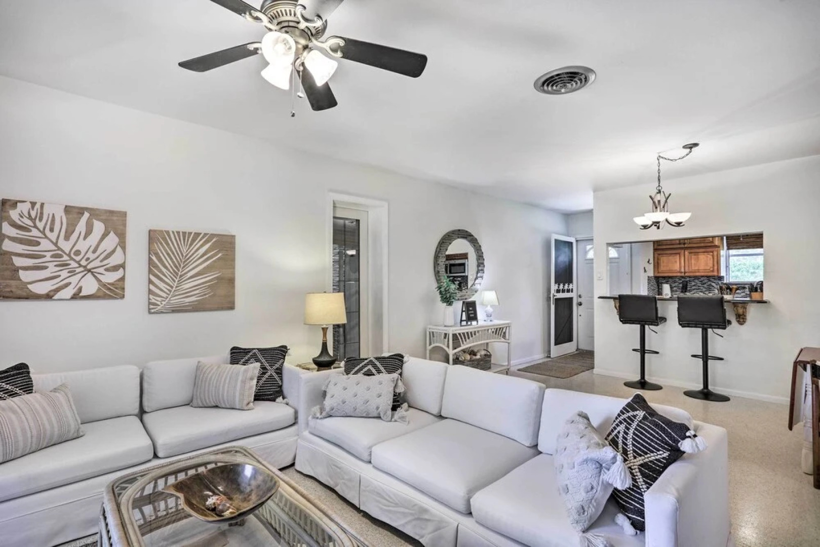 Vibrant Stuart Getaway w/ Private Hot Tub!