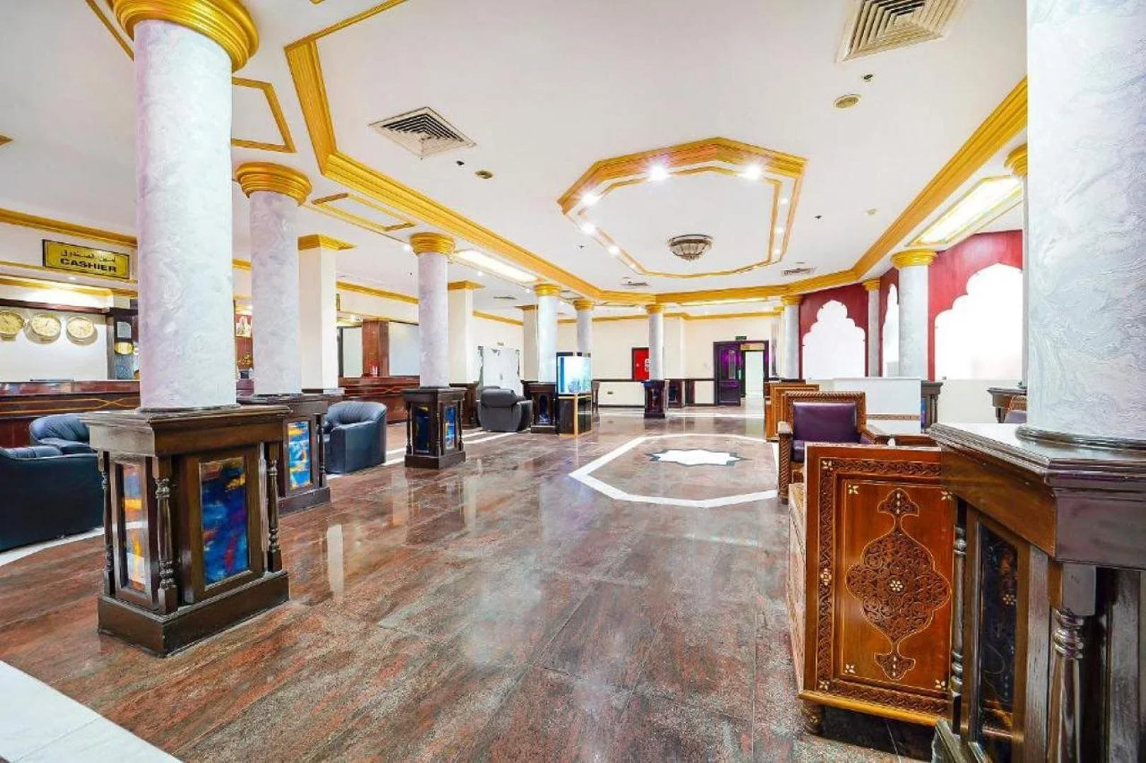 OYO 120 Concord International Hotel