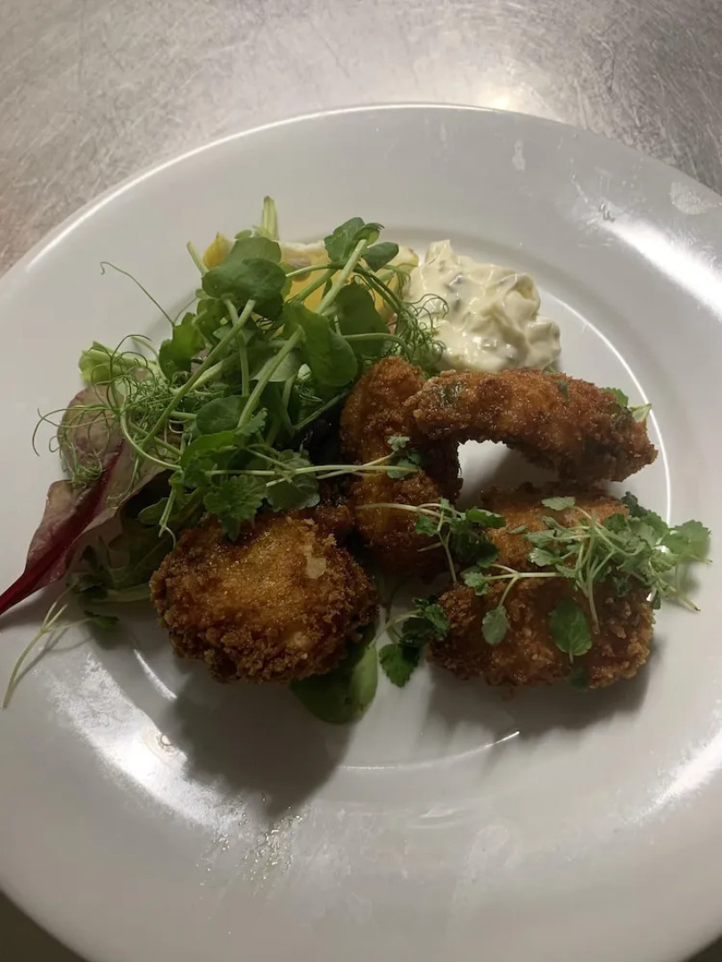 The Halfway House Pub and Kitchen