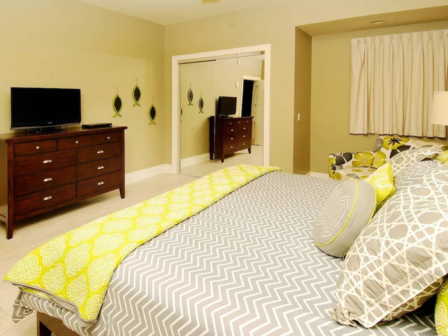 Turquoise Place Unit 1008D