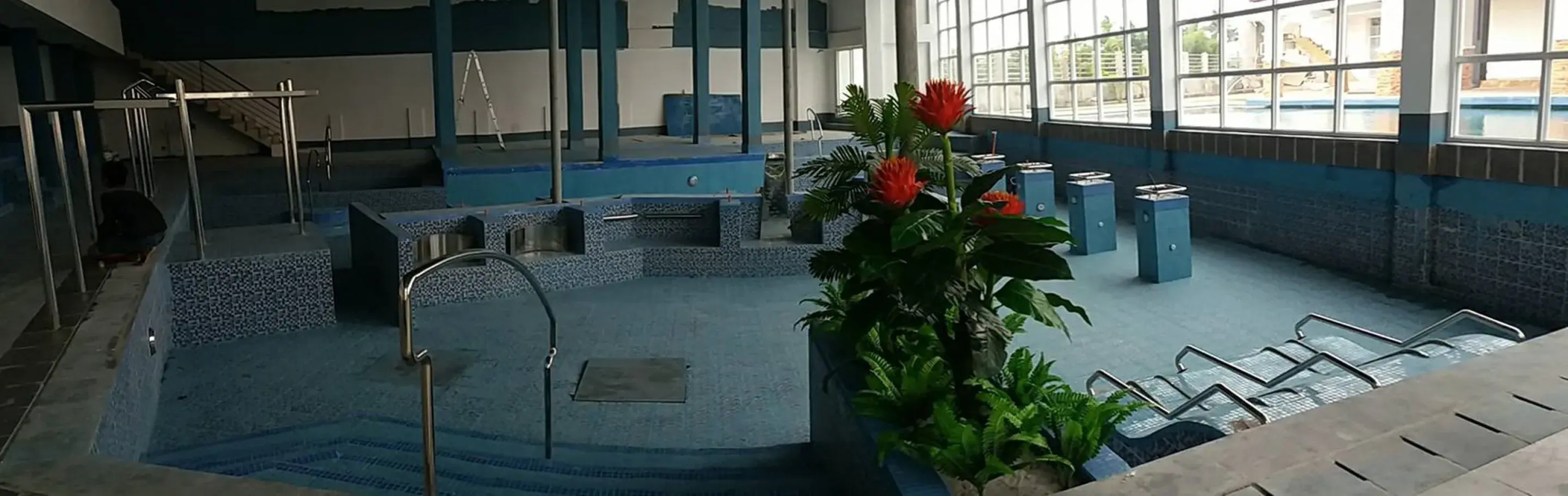 Regal Plaza Drive-Inn