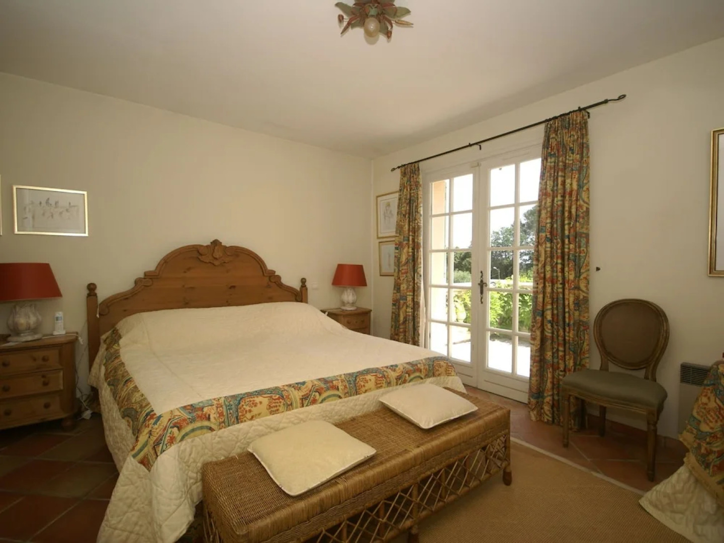 Stunning Villa With Heated Swimming Pool, air Conditioning and Large, Private, Enclosed Garden