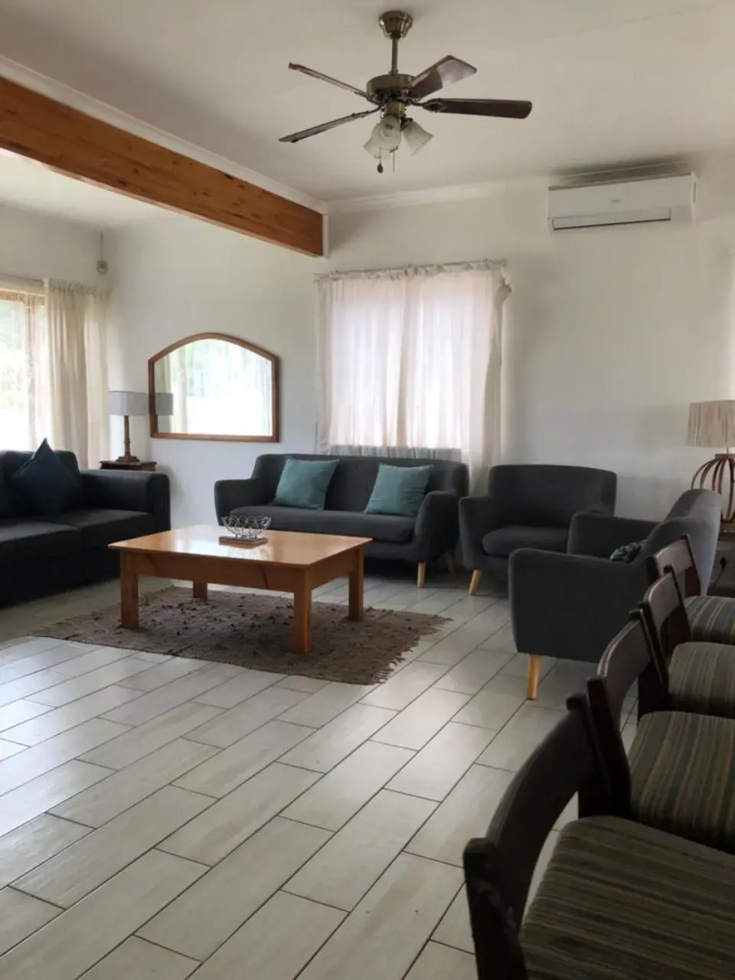 Danville Forest Guest House & Apartments