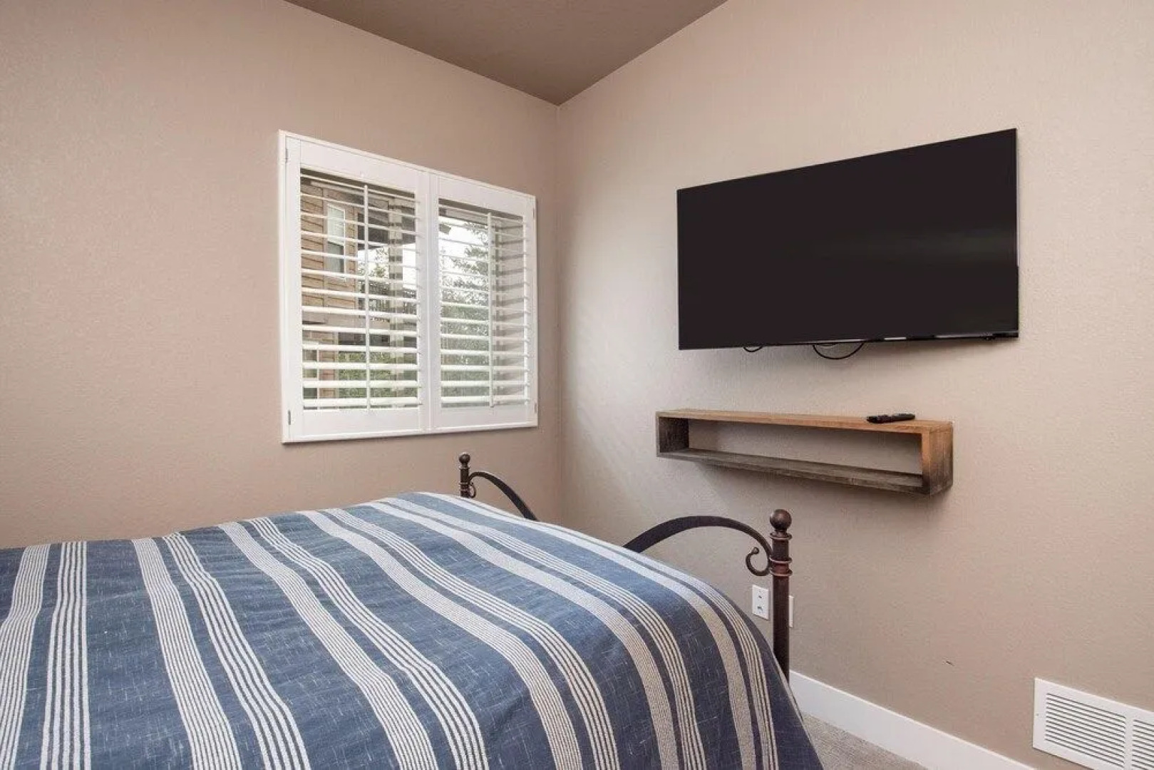 Rendezvous 47 Lookout Point