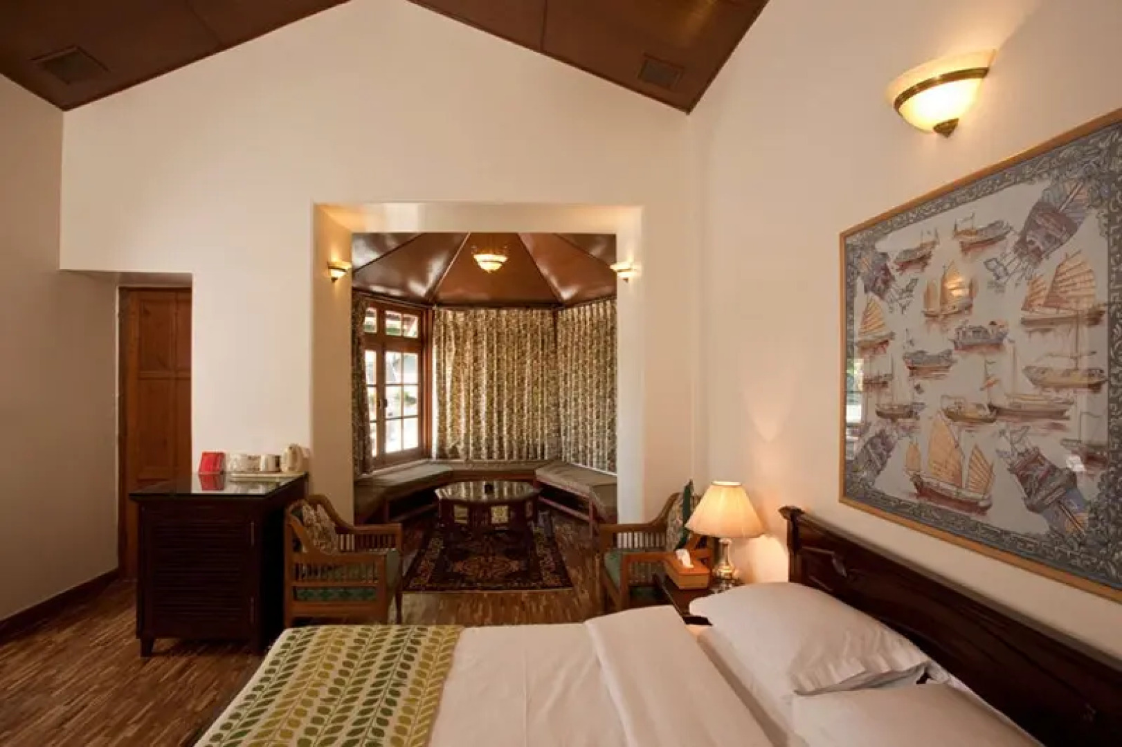 The Amber - Vermont Estate