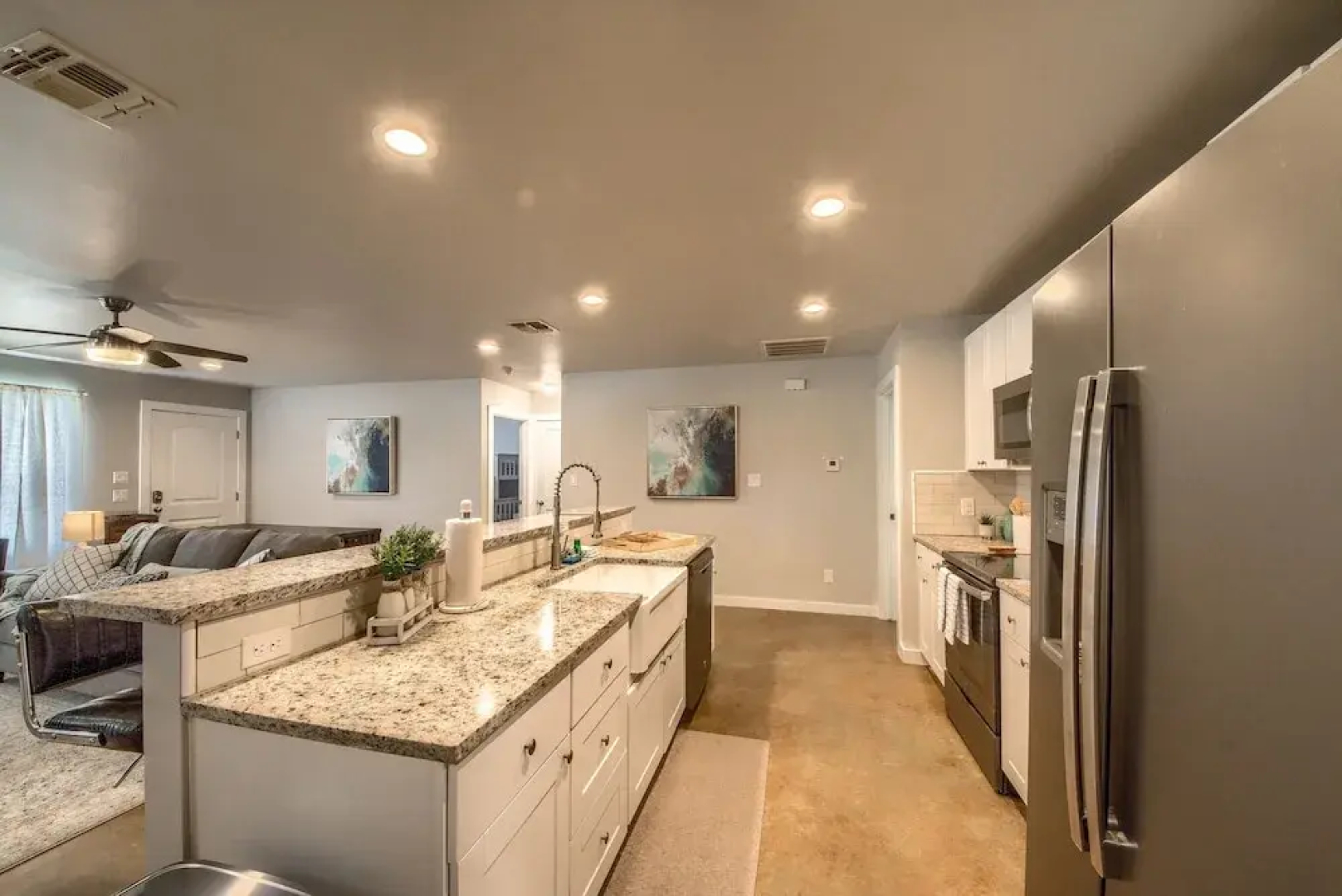 Sattler Haus Rr 464 2 Bedroom Home by RedAwning