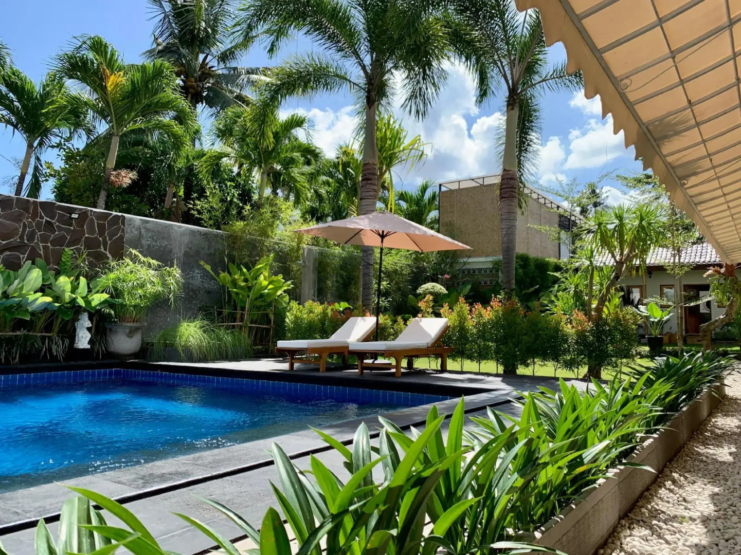 Airy Eco Pantai Senggigi Lombok