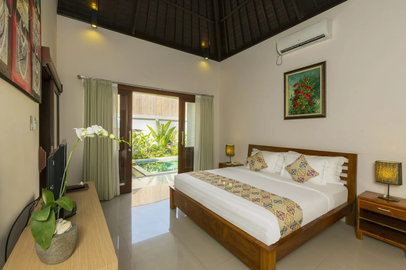 Kubal Villa and Living Seminyak