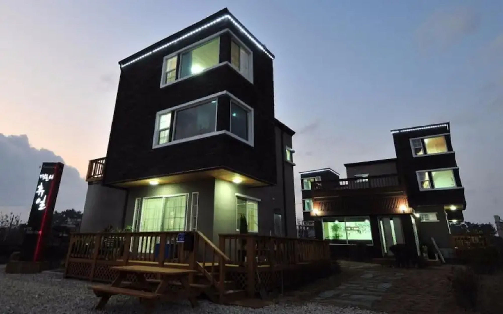 Gangneung Gyeongpoeui Hyuil Pension