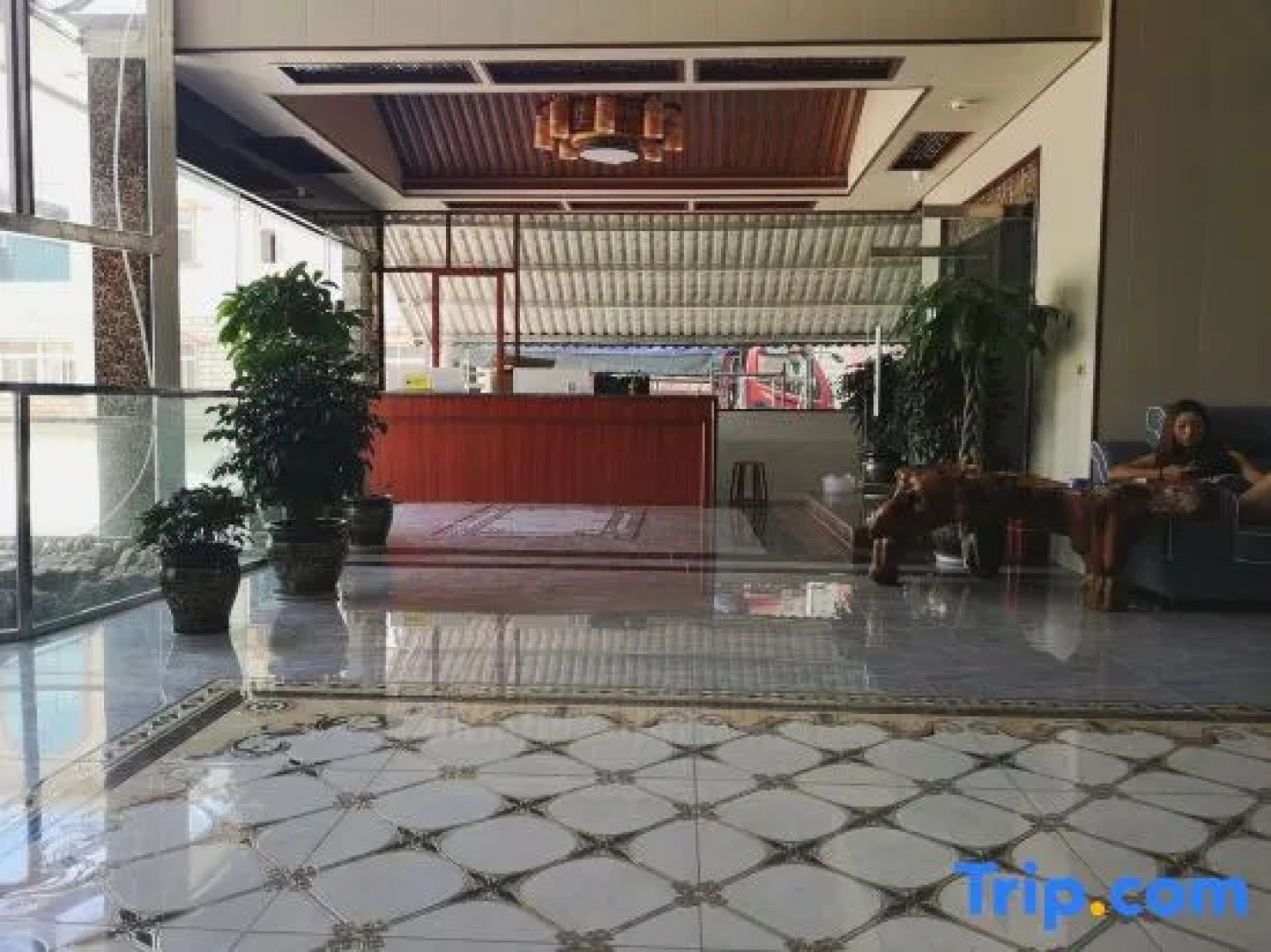 Hongshi Business Hotel