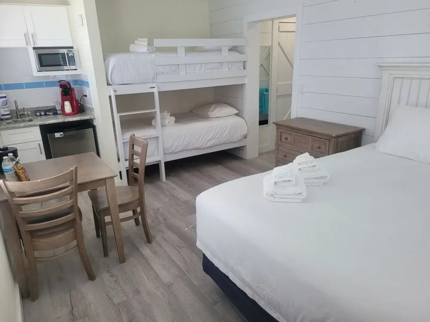 Siesta Key Beach Resort and Suites