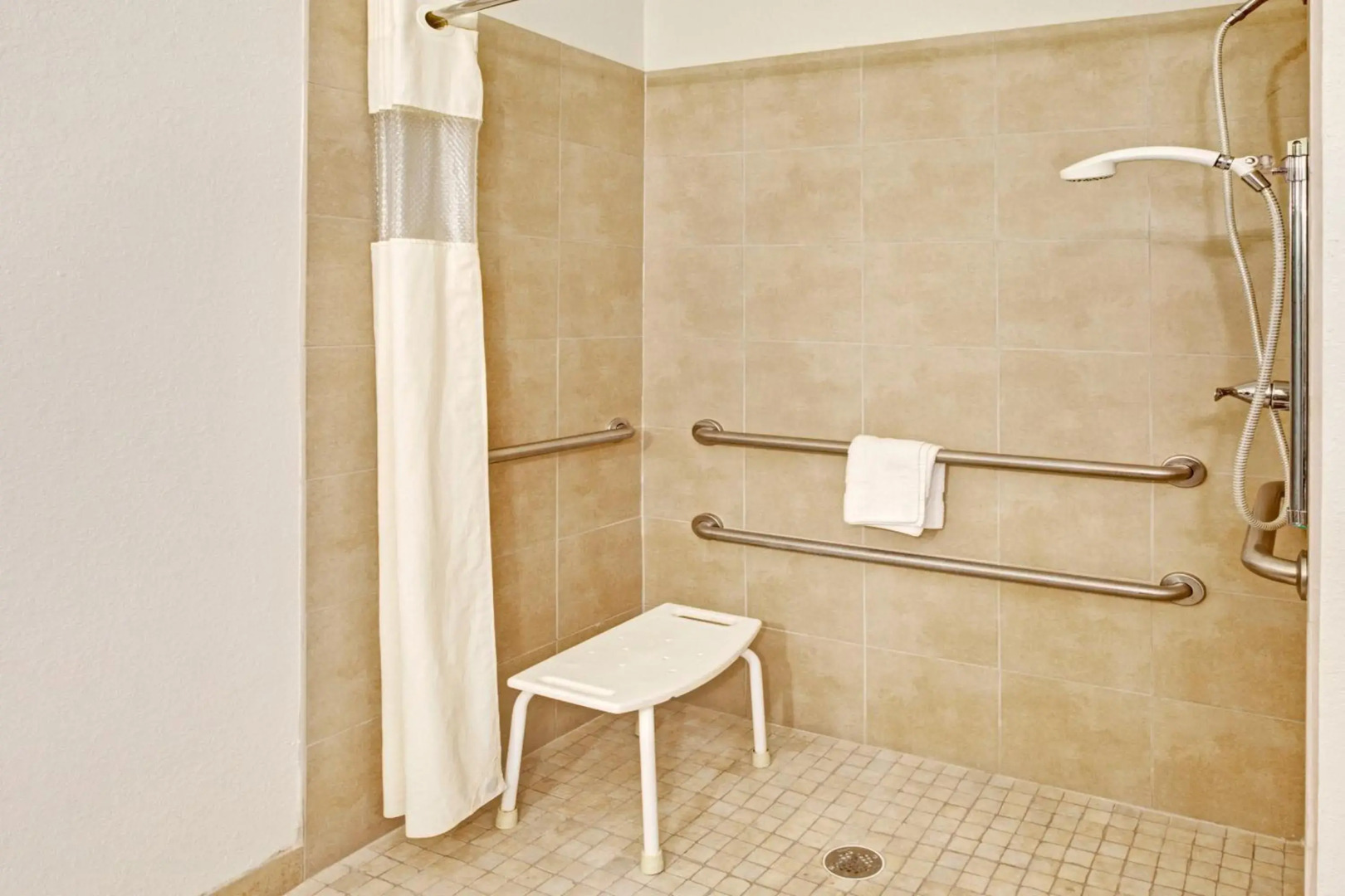 Red Roof Inn La Porte