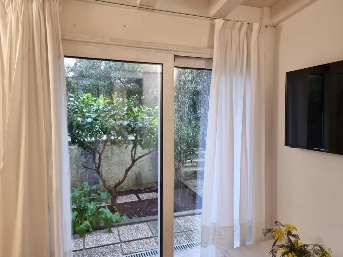 Appartamenti con giardino ad Olbia