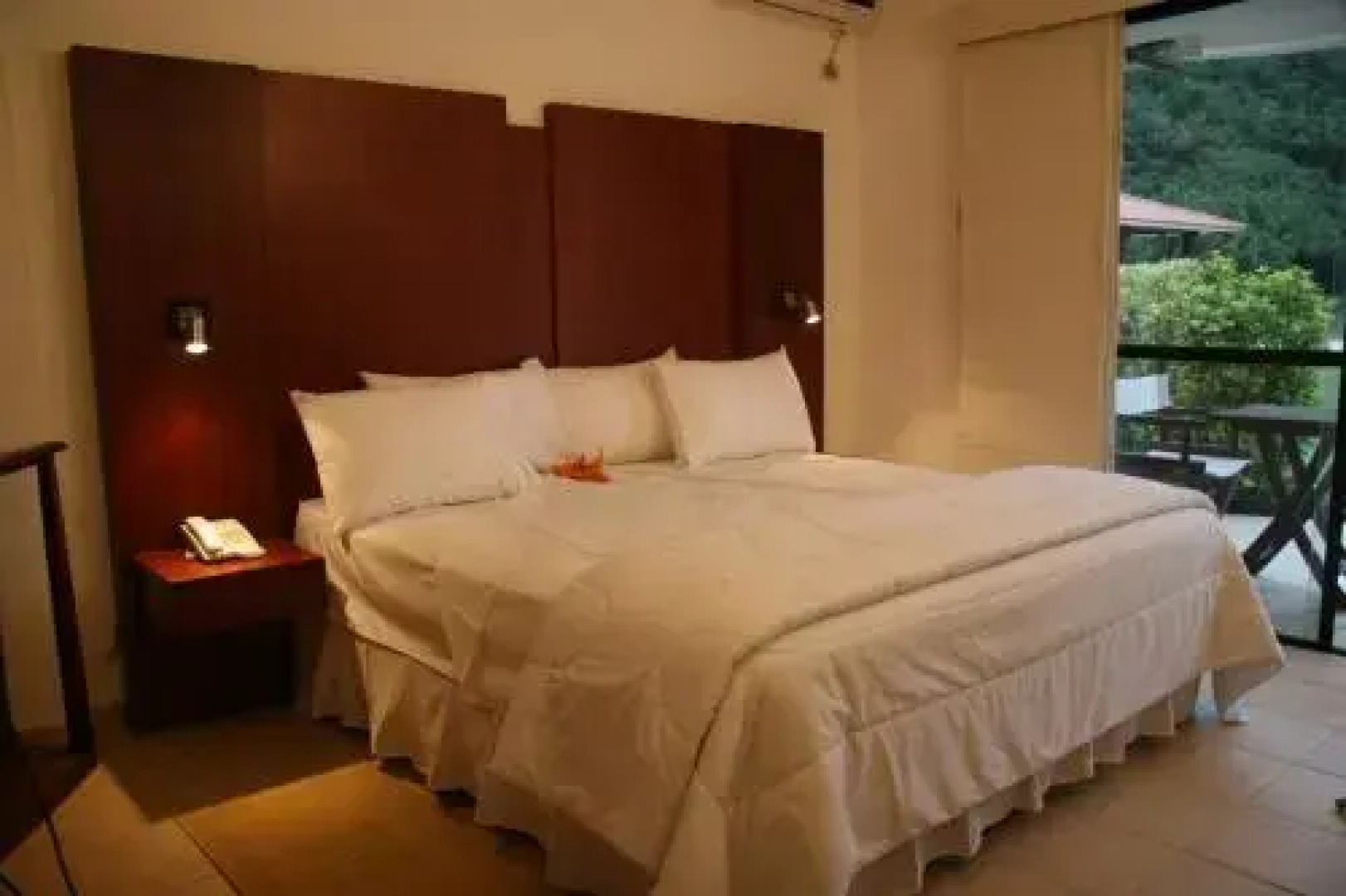 Hotel Laguna Volcan Golf Eco Resort