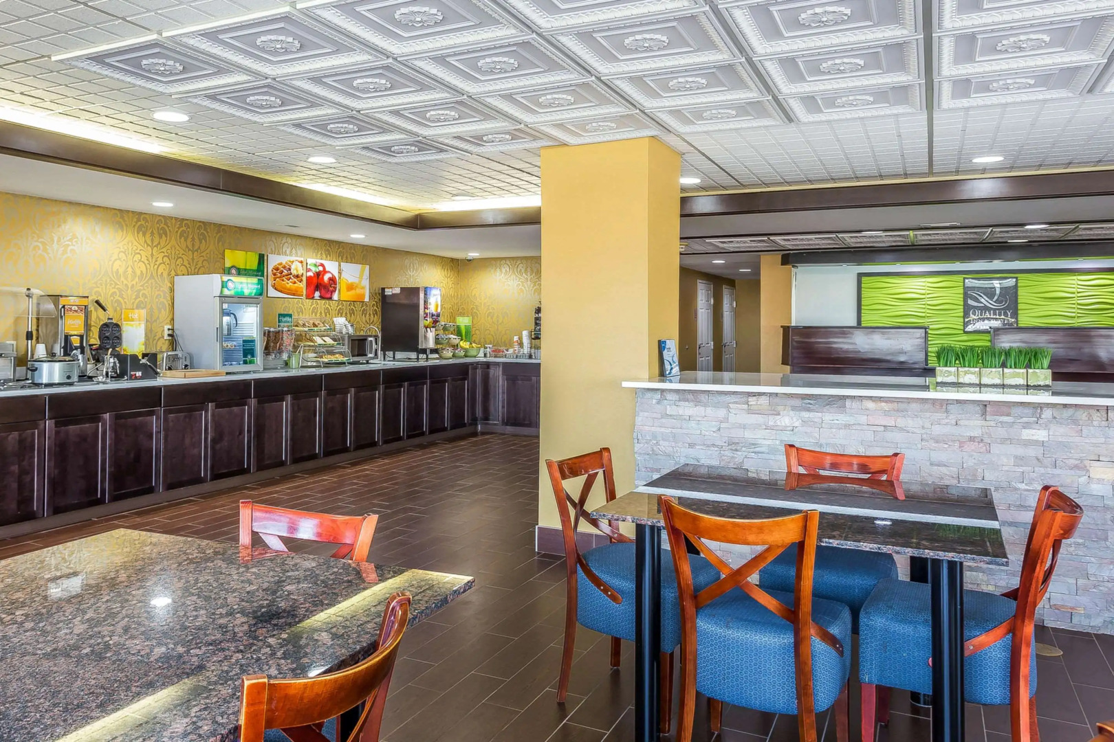 Quality Inn & Suites near Robins Air Force Base