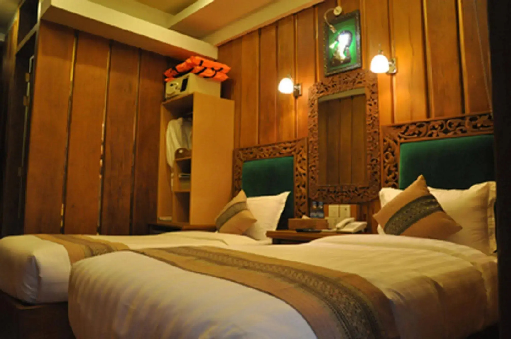 Mandalay Karaweik Mobile Hotel