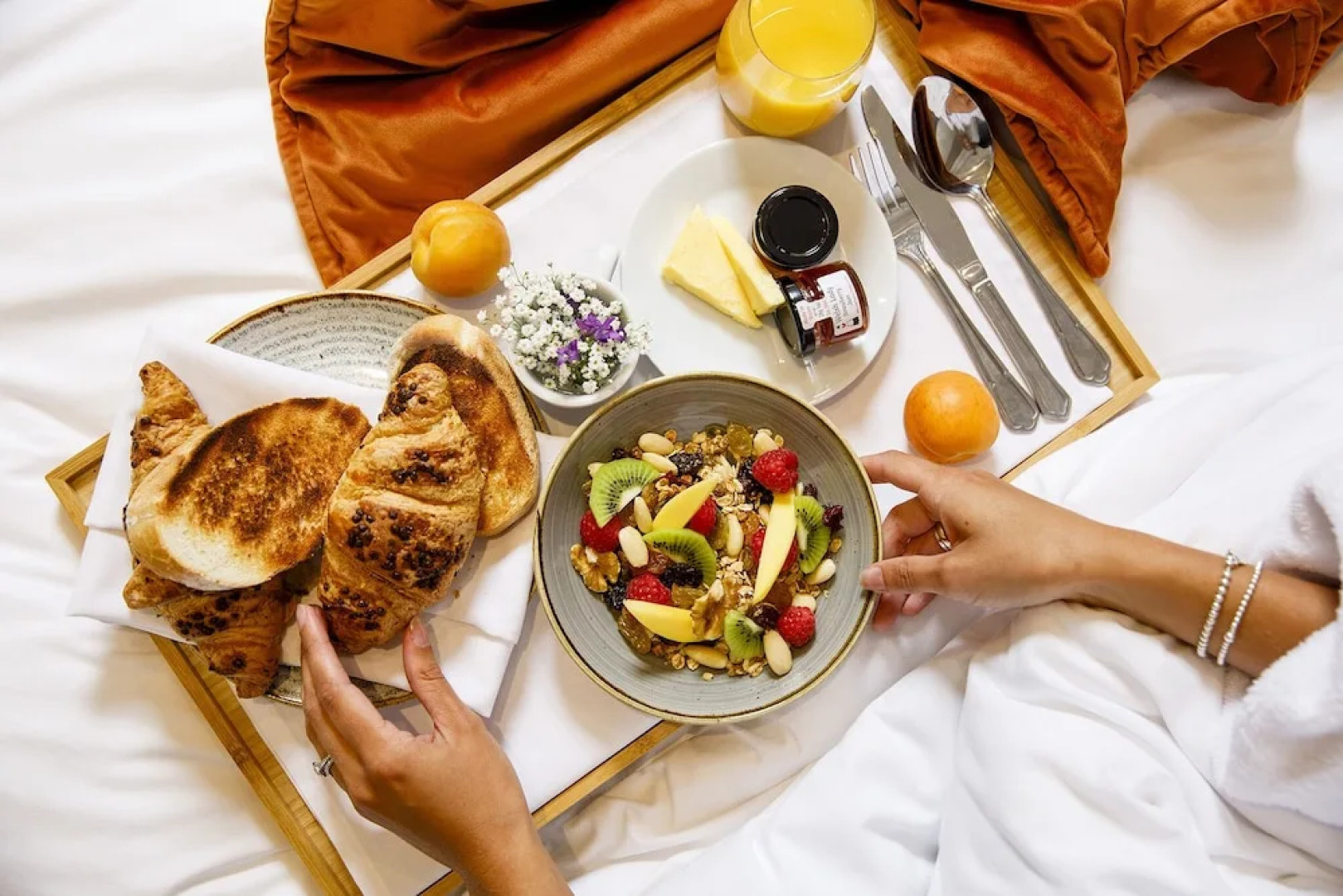 Lanelay Hall Hotel & Spa