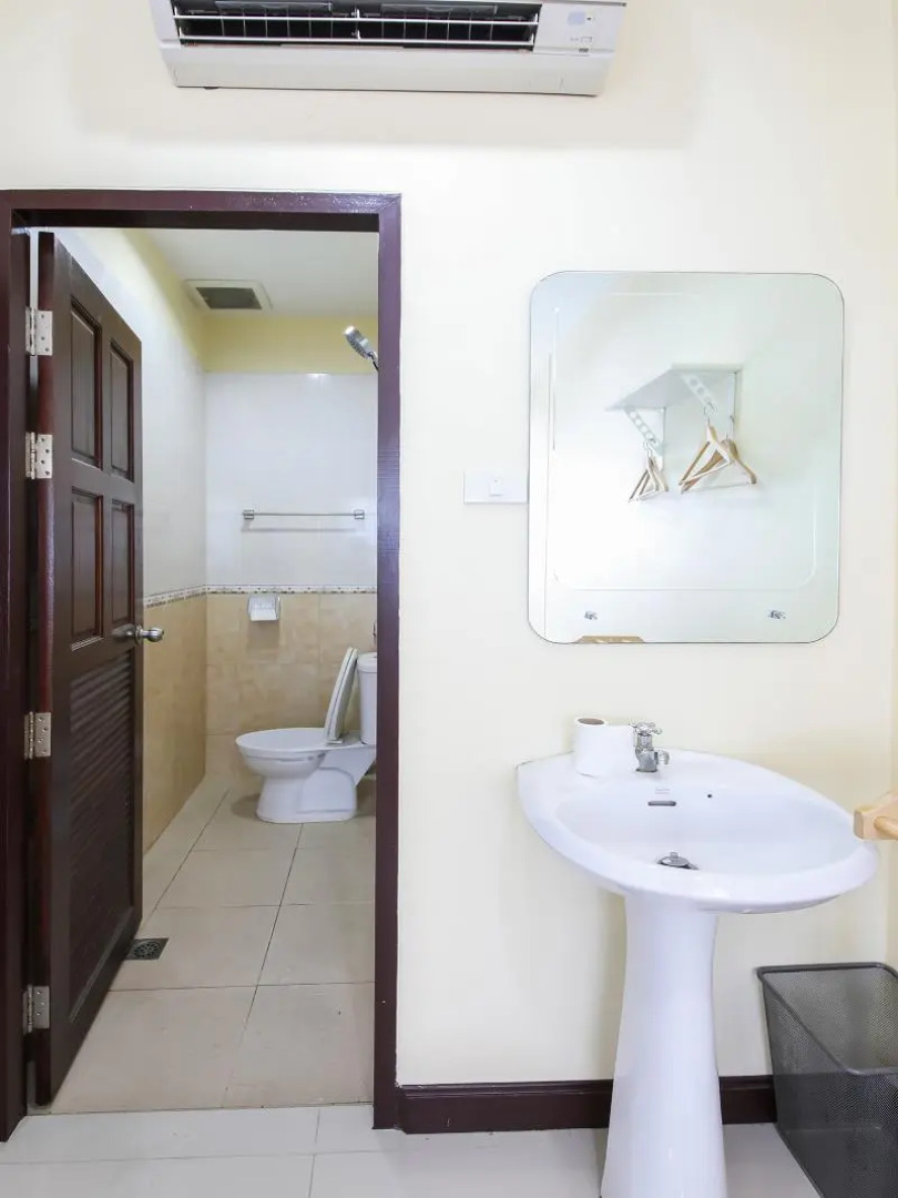 Oyo 368 Aoi Apartment