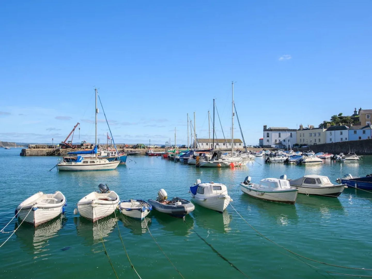 Modern Apartment in Tenby With Swimming Pool