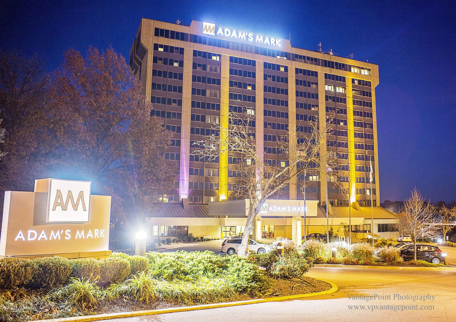 Adam's Mark Hotel & Conference Center