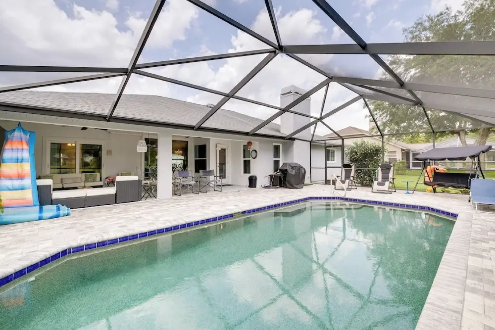 Spring Hill Home - Pool, Grill & Golf Course Views