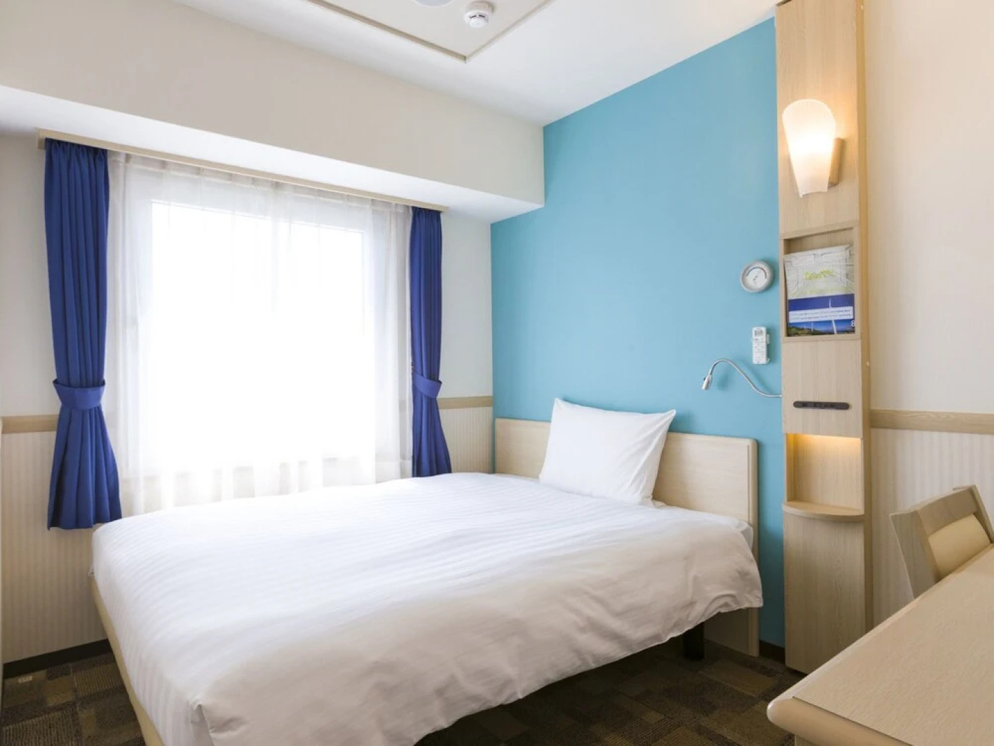 Отель Toyoko Inn Osaka Kyobashi Sakuranomiya
