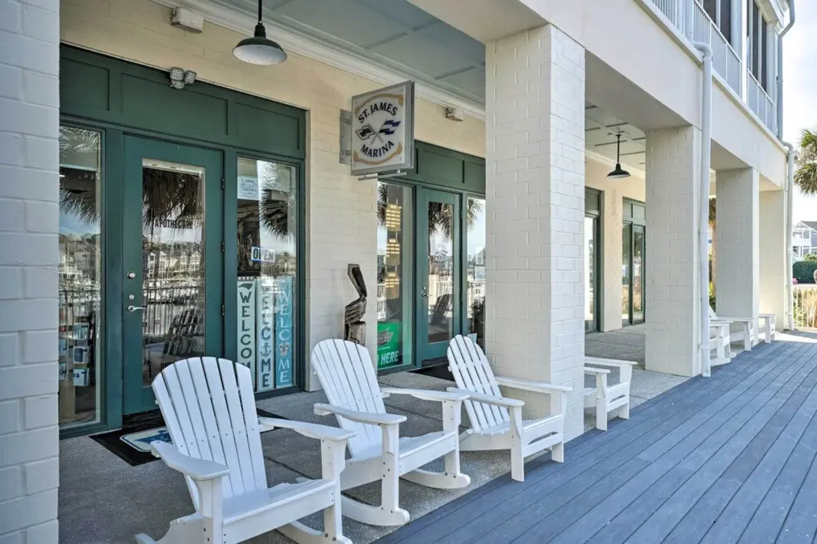 Marina & Beach Club Access: Condo in Southport
