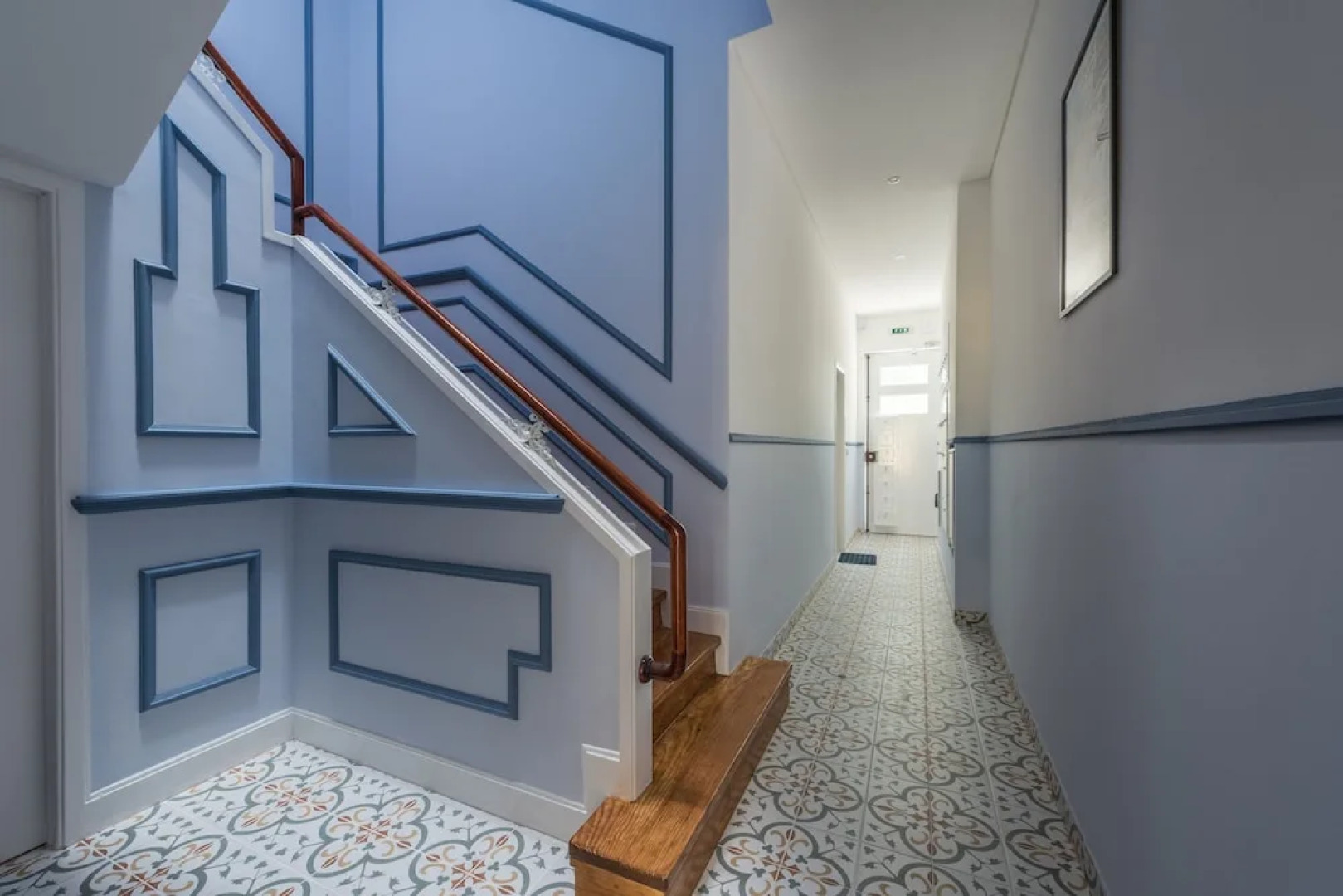 733 Costa Cabral Metro Residence