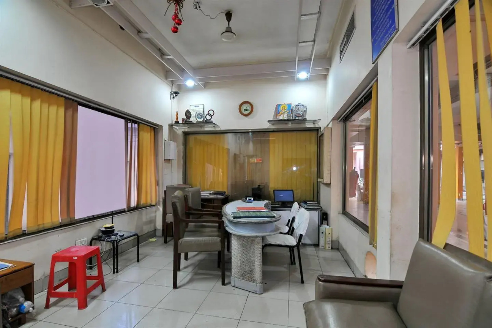 Hotel Maruti Mandapam