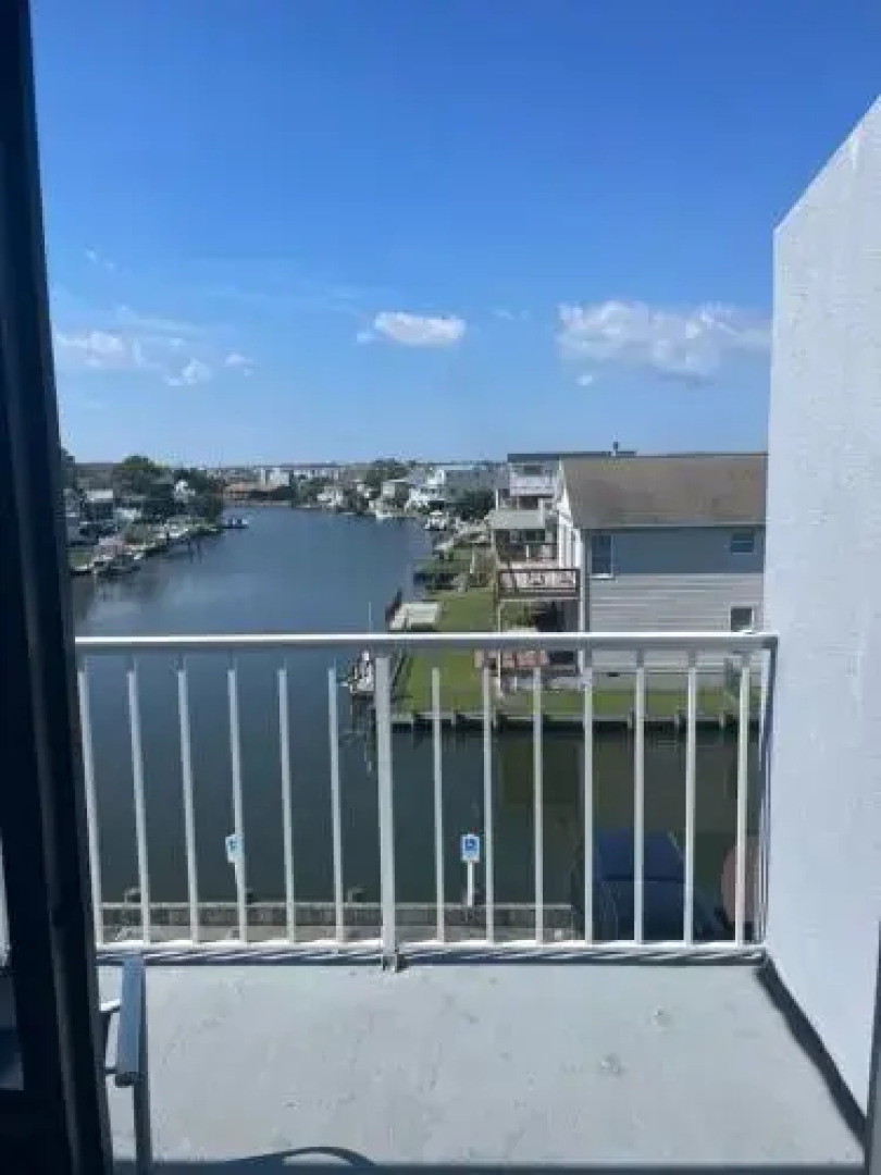 Fenwick Islander Motel