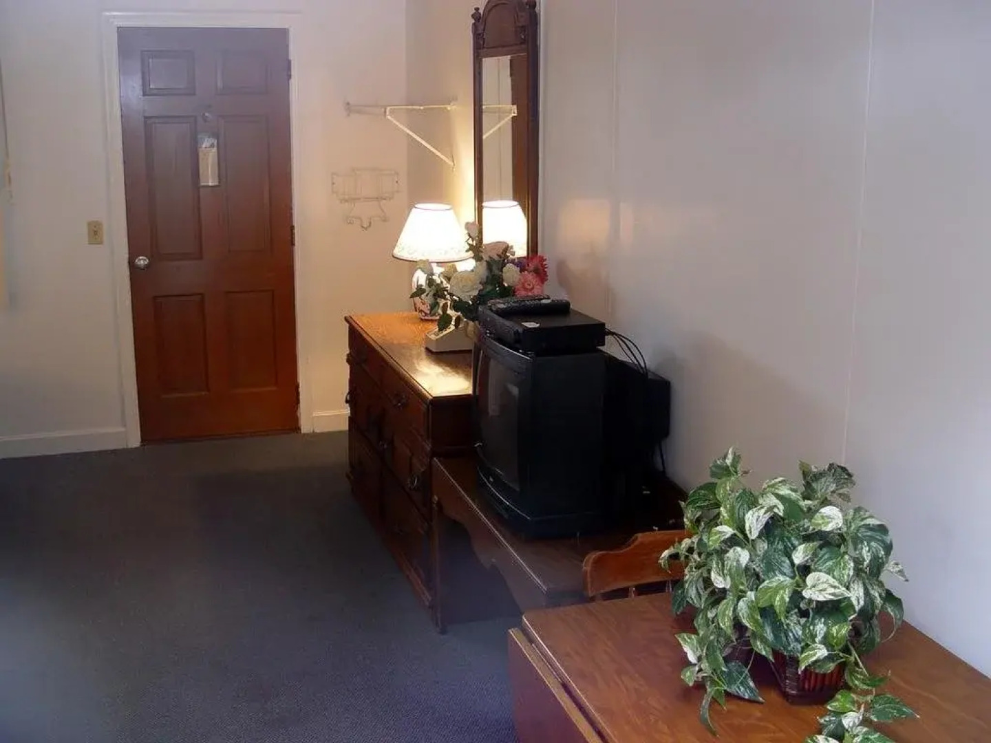 Cape Cod Harbor House Inn