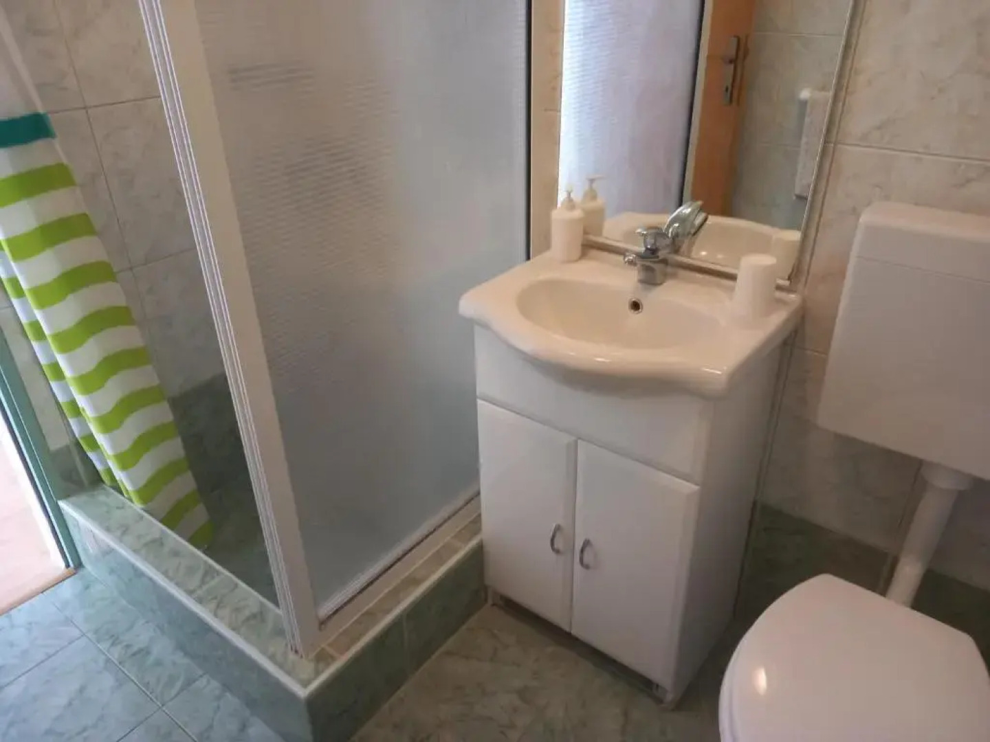 Riva1 Apartments and Rooms