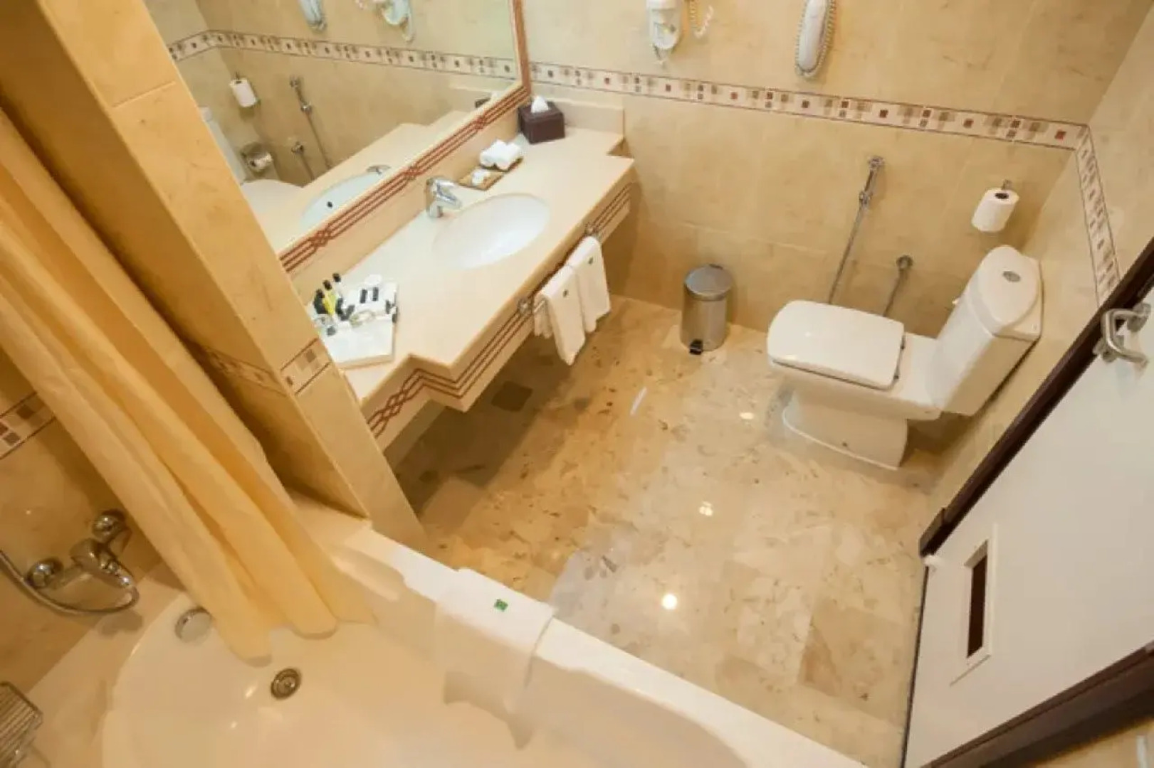 Majan Continental Hotel