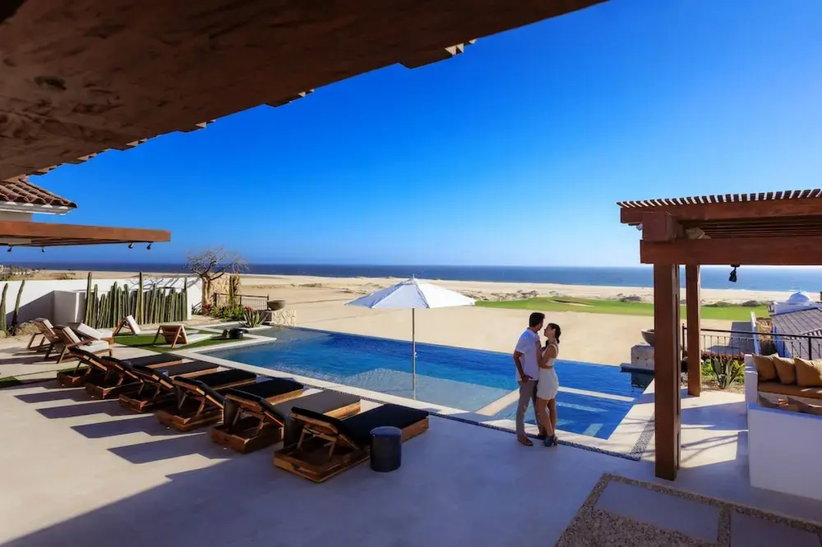 Norman Estate 18 - 3 BR Ocean Front