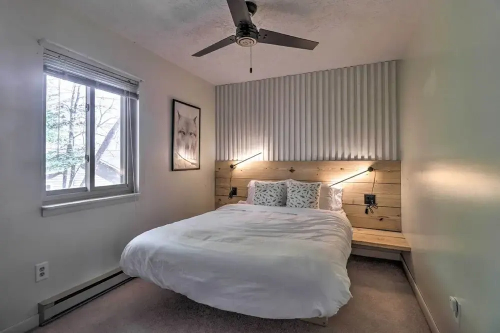 Rustic Getaway With Fireplace - Walk to Slopes!