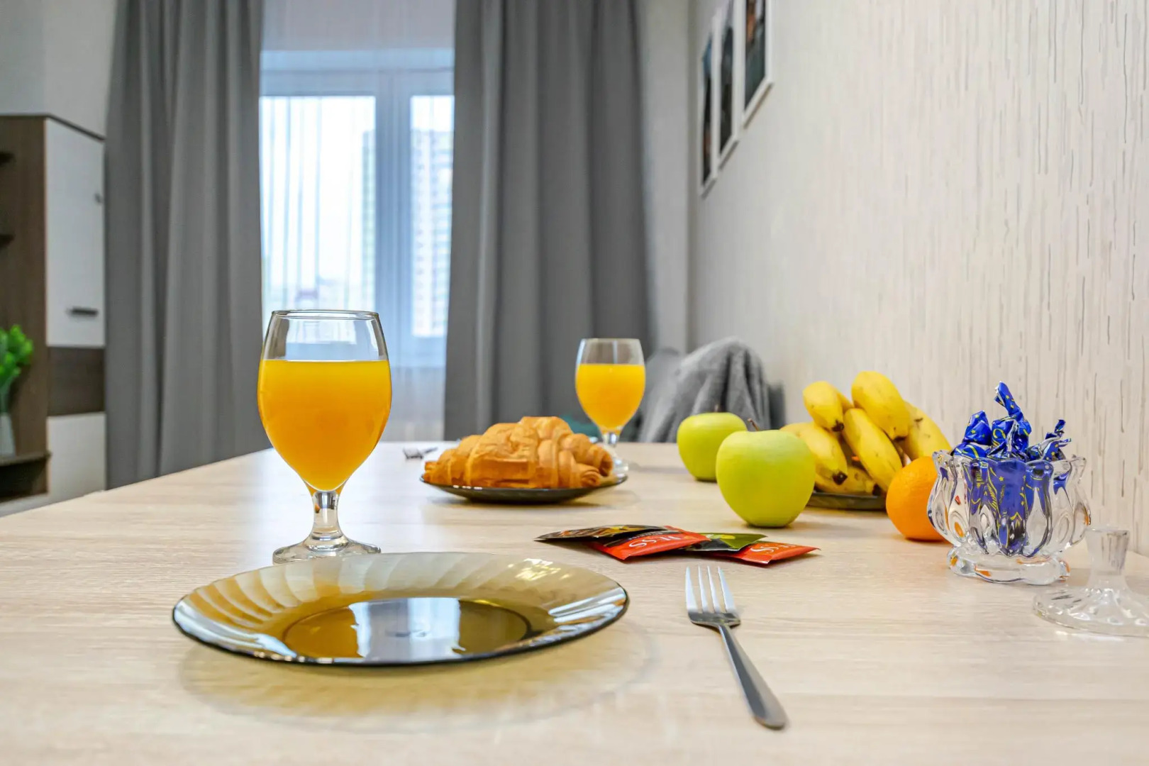 Cosmos (Космос) на улице Революции 52В