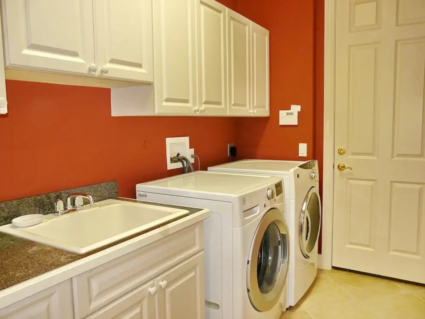 1165 Lamplighter Court