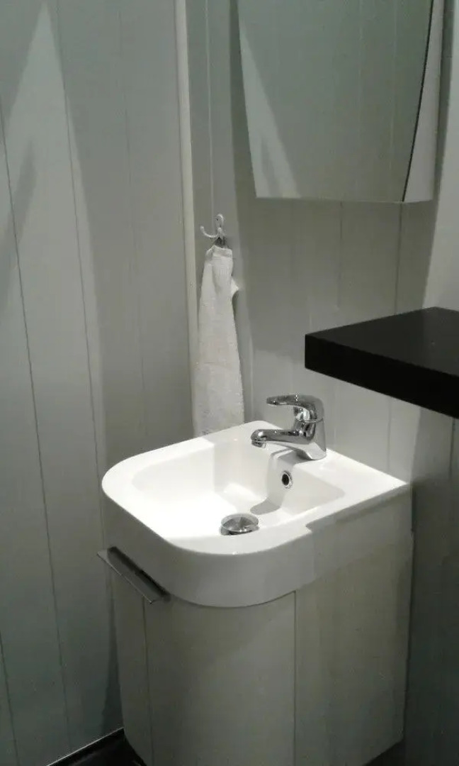 Furoy Hotel Apartments and Boating