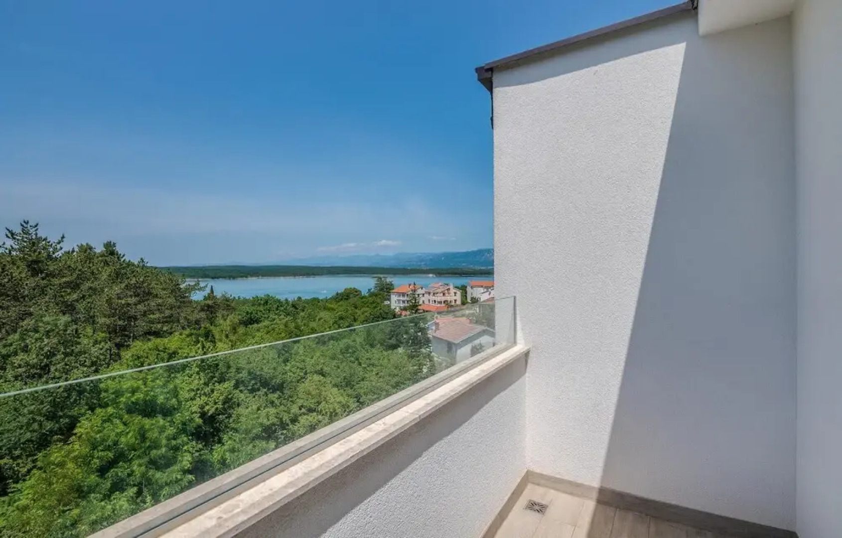 Nice Home in Klimno With Wifi and 3 Bedrooms