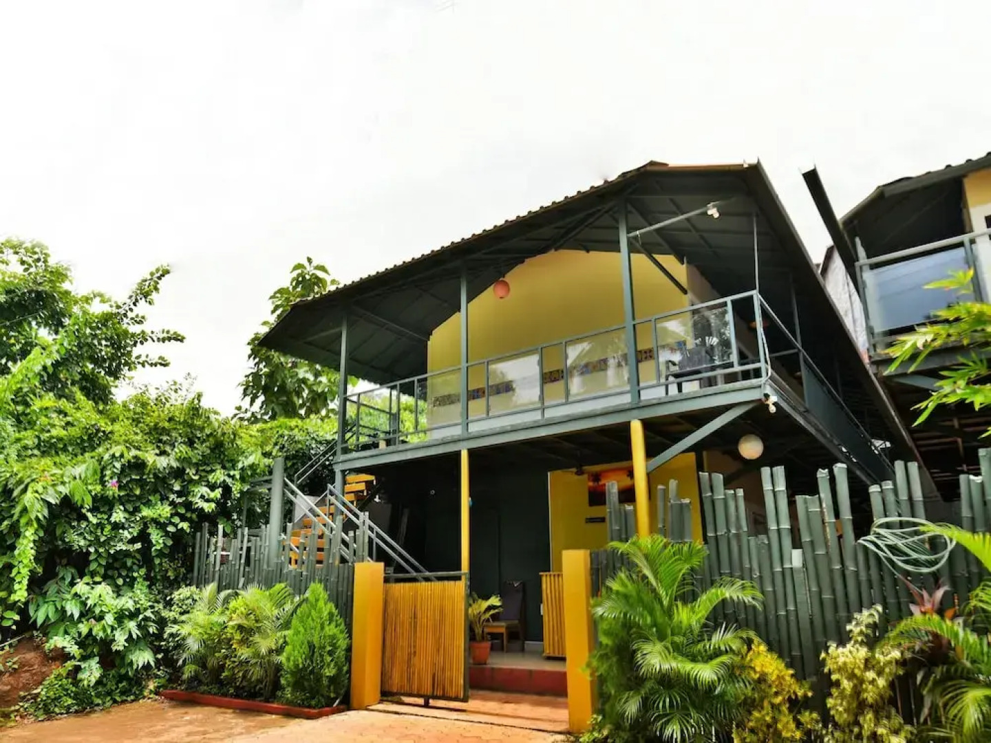 OYO 17264 Ashvem Beach Resort