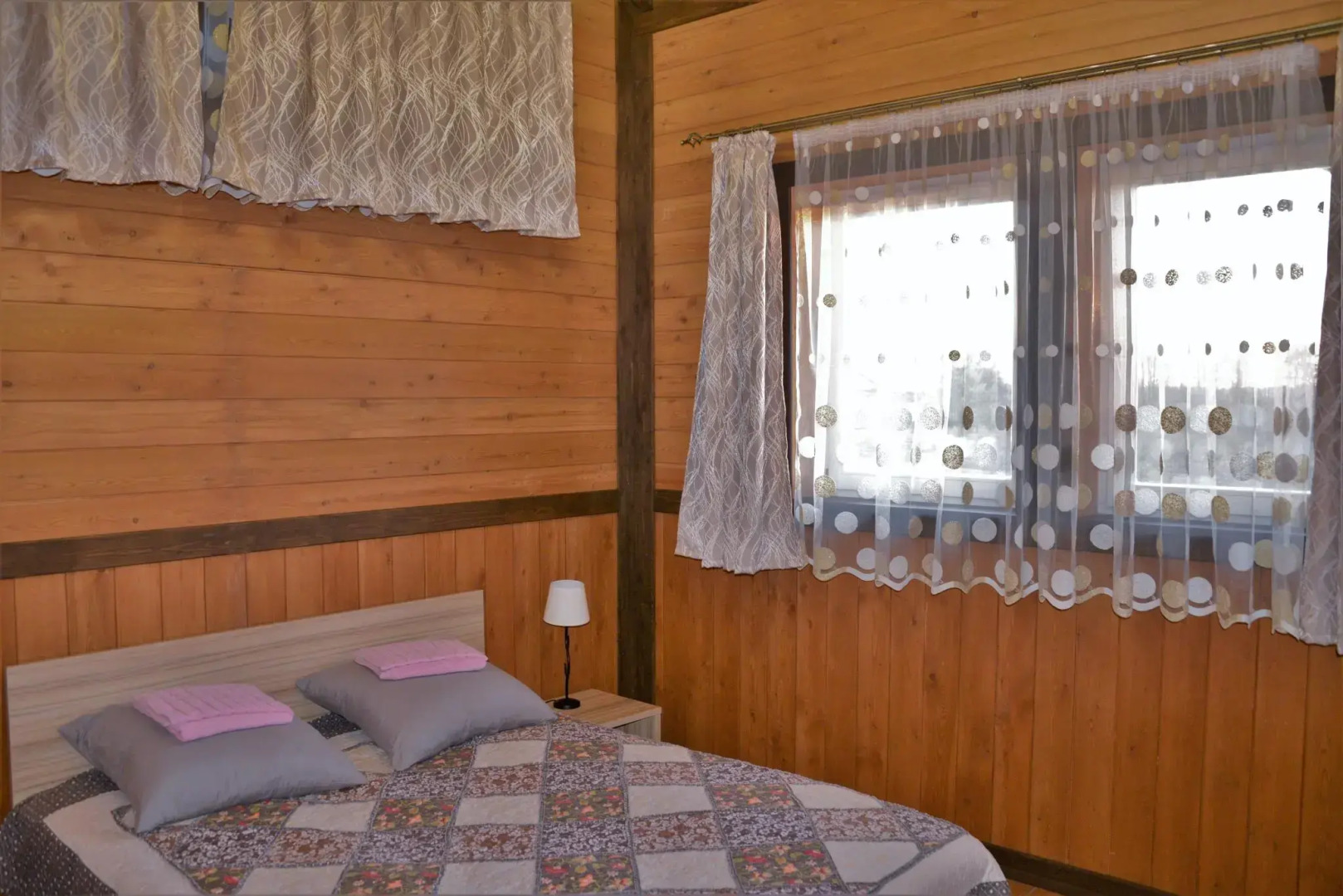 Коттедж Б5 на базе отдыха Новинки Парк