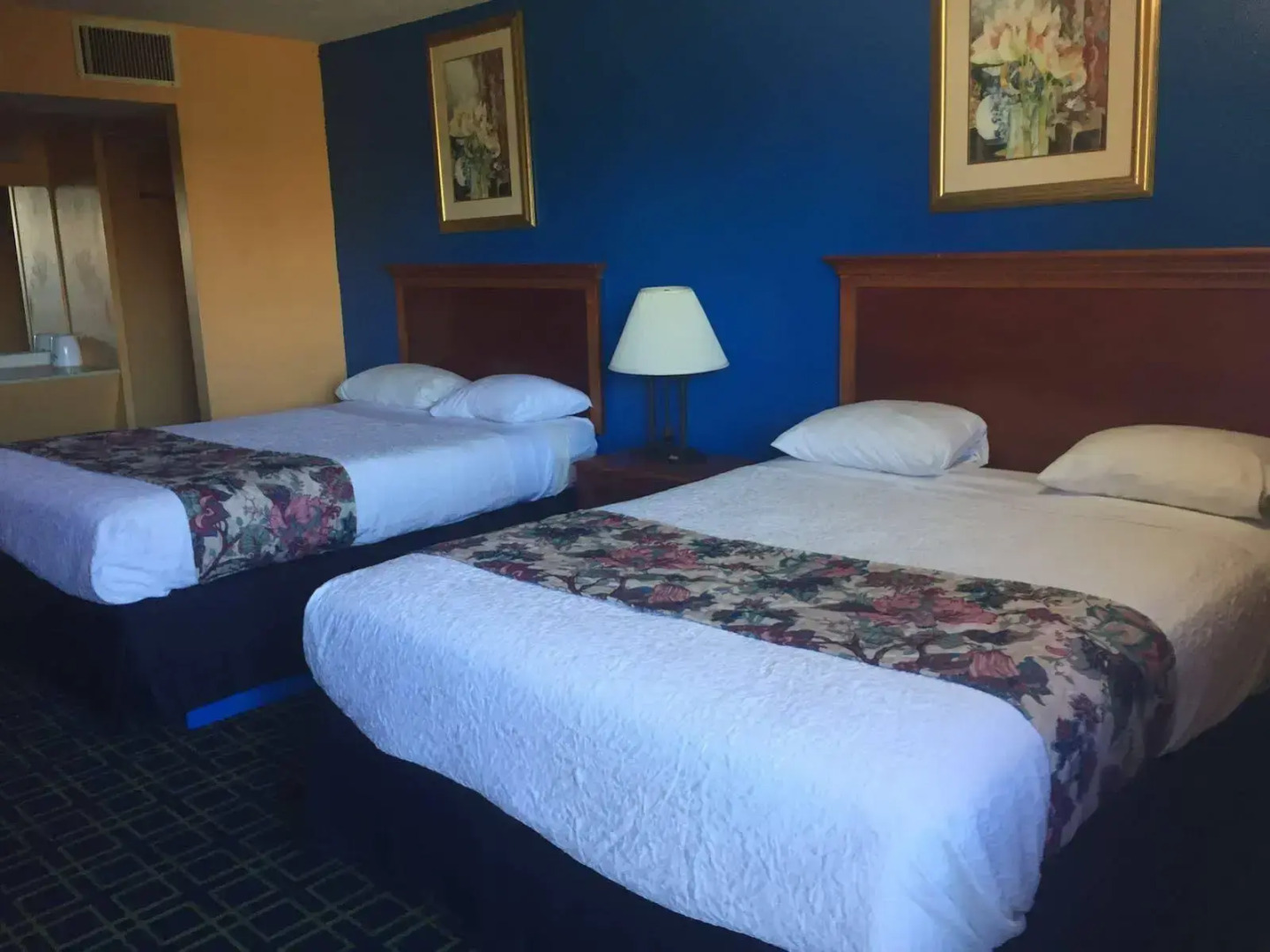 Trade Winds Inn Clinton